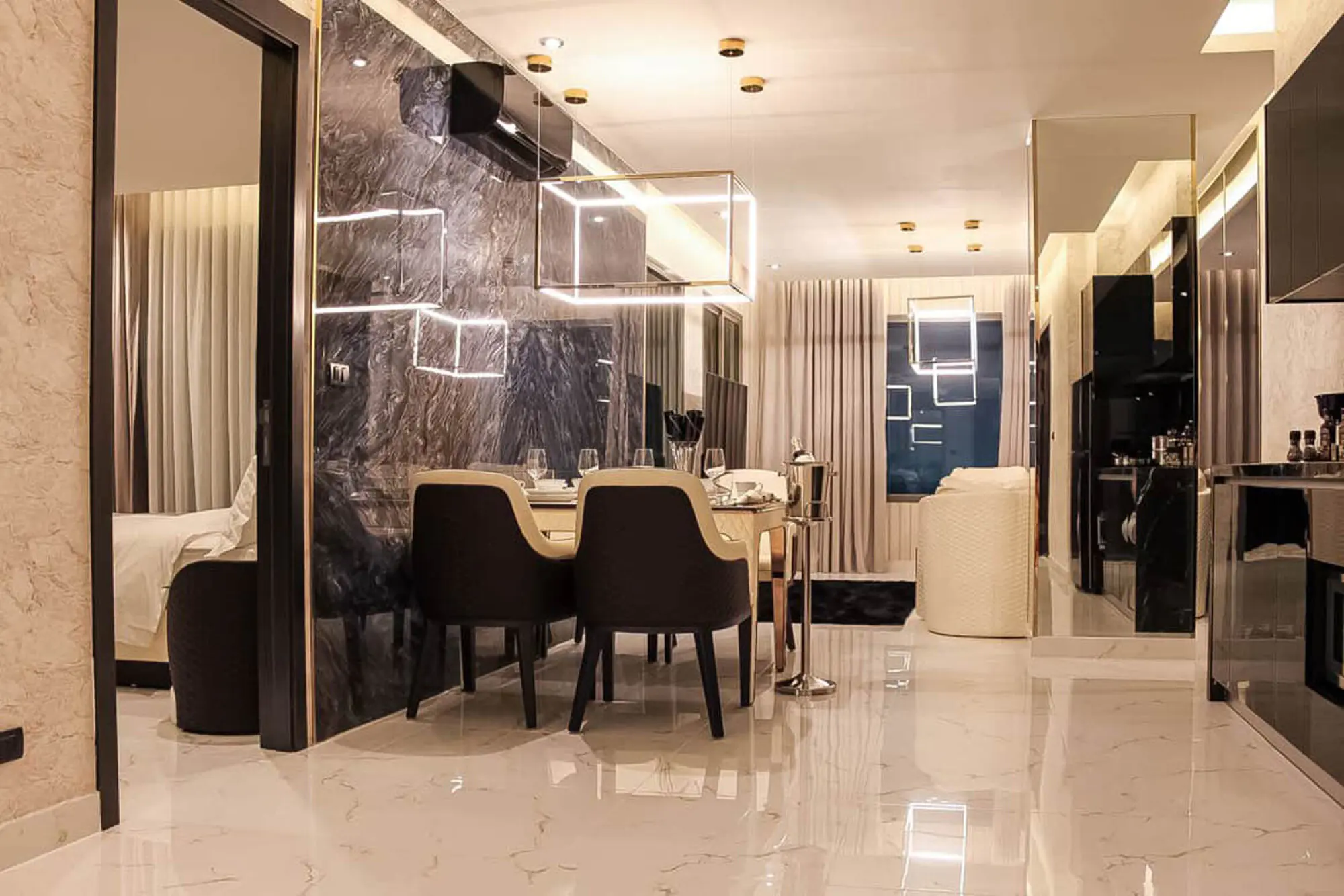 Grand Solaire 2BR Sea view, 15th Floor