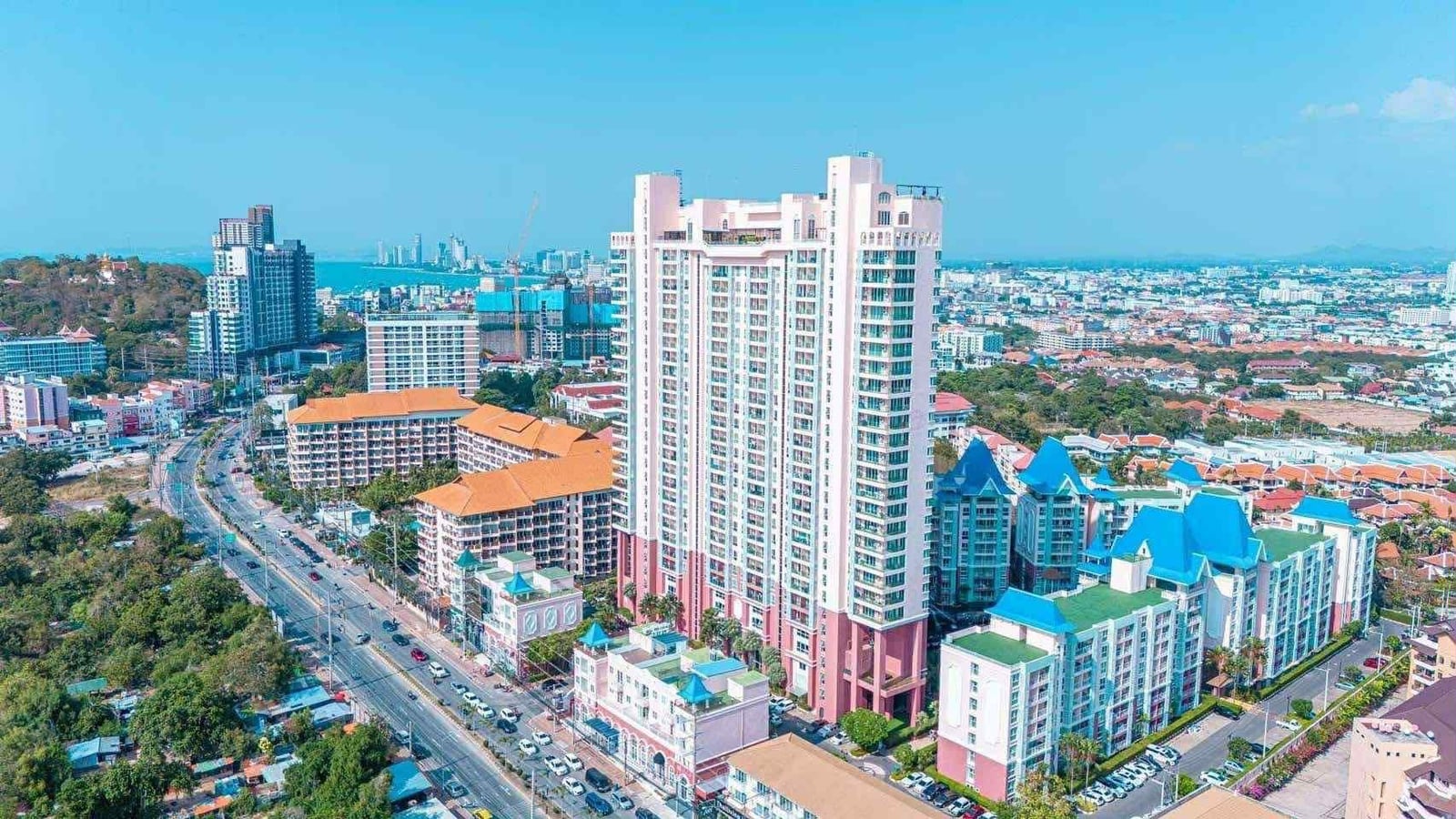Grande Caribbean 1BR Condo, 7th Floor