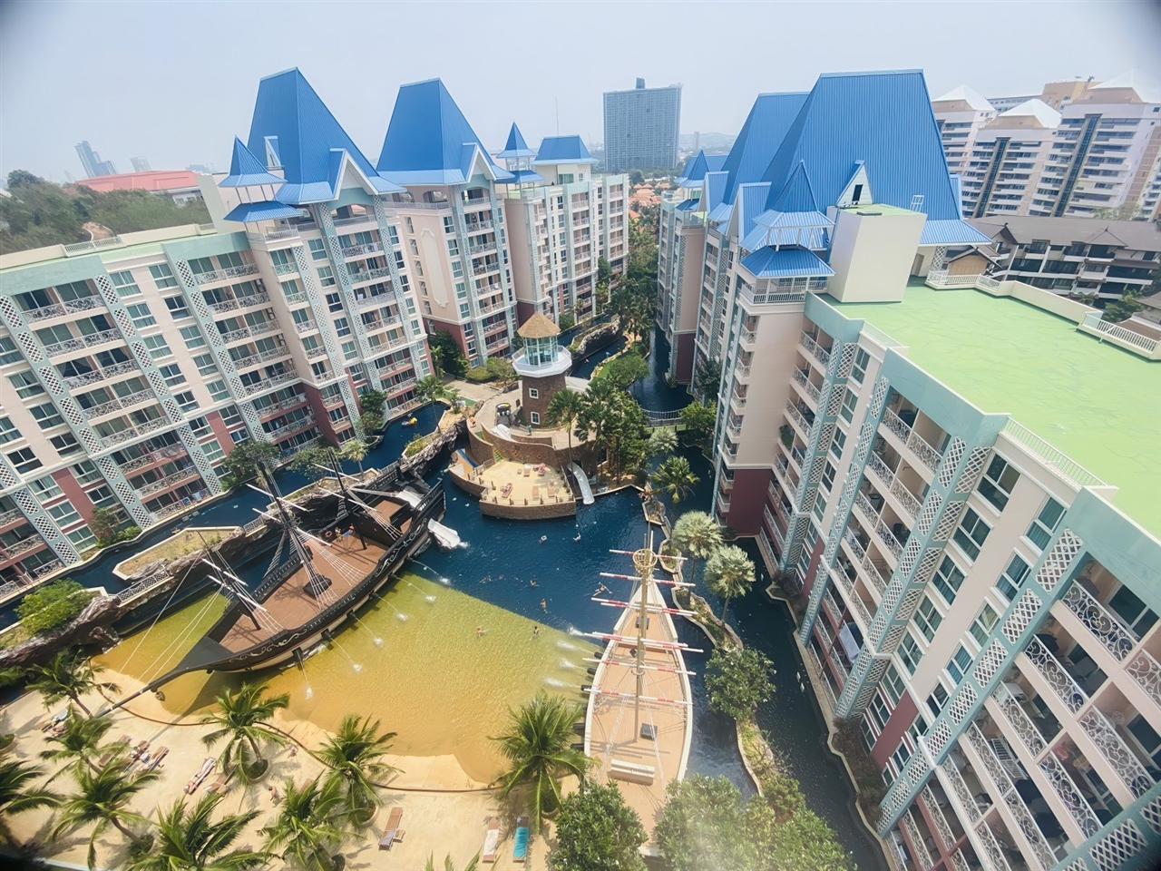 Grande Caribbean 2BR Pool View, 11th Floor
