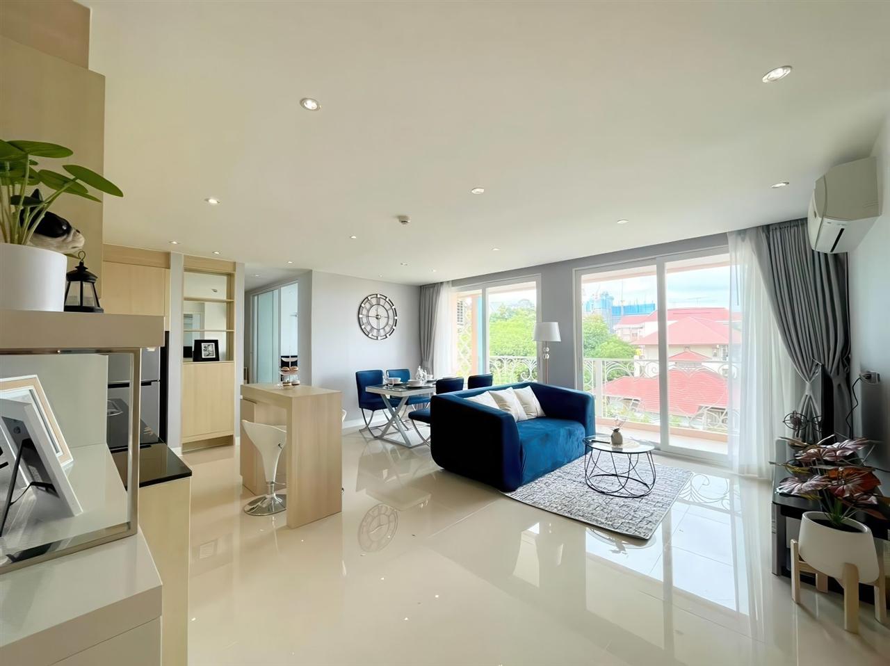 Grande Caribbean 2BR City view, 7th Floor
