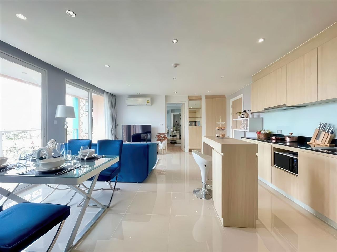 Grande Caribbean 2BR City view, 7th Floor