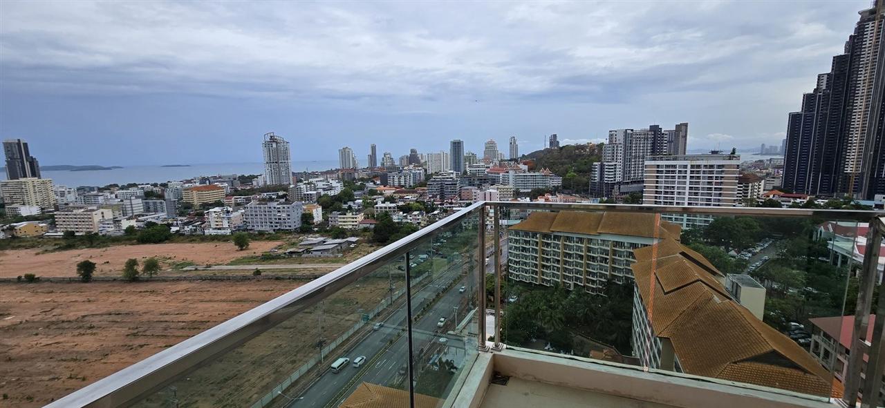 Grande Caribbean 2BR Sea view, 20th Floor