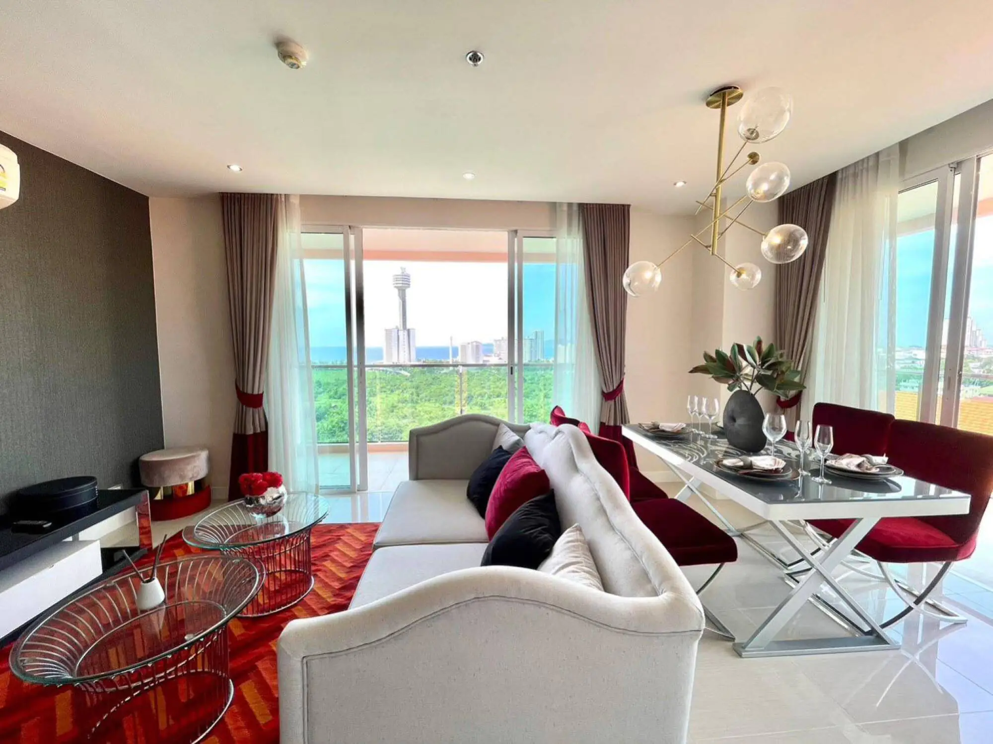 Grande Caribbean 2BR Sea view, 12th Floor