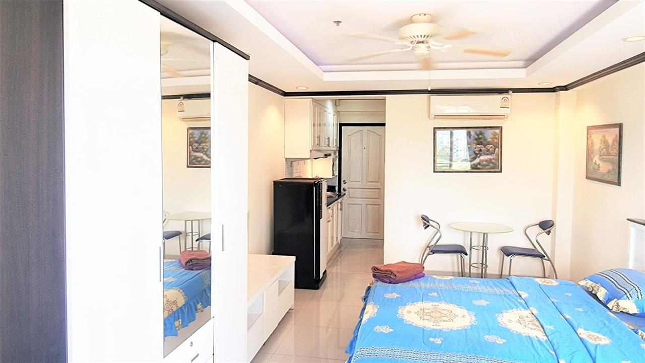 Jomtien Beach Condo Studio City view, 11th Floor