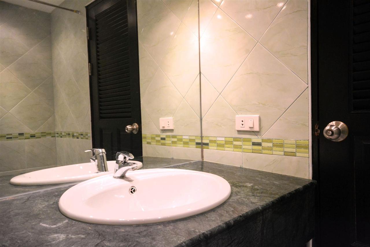 Jomtien Beach Condo Studio City view, 13th Floor