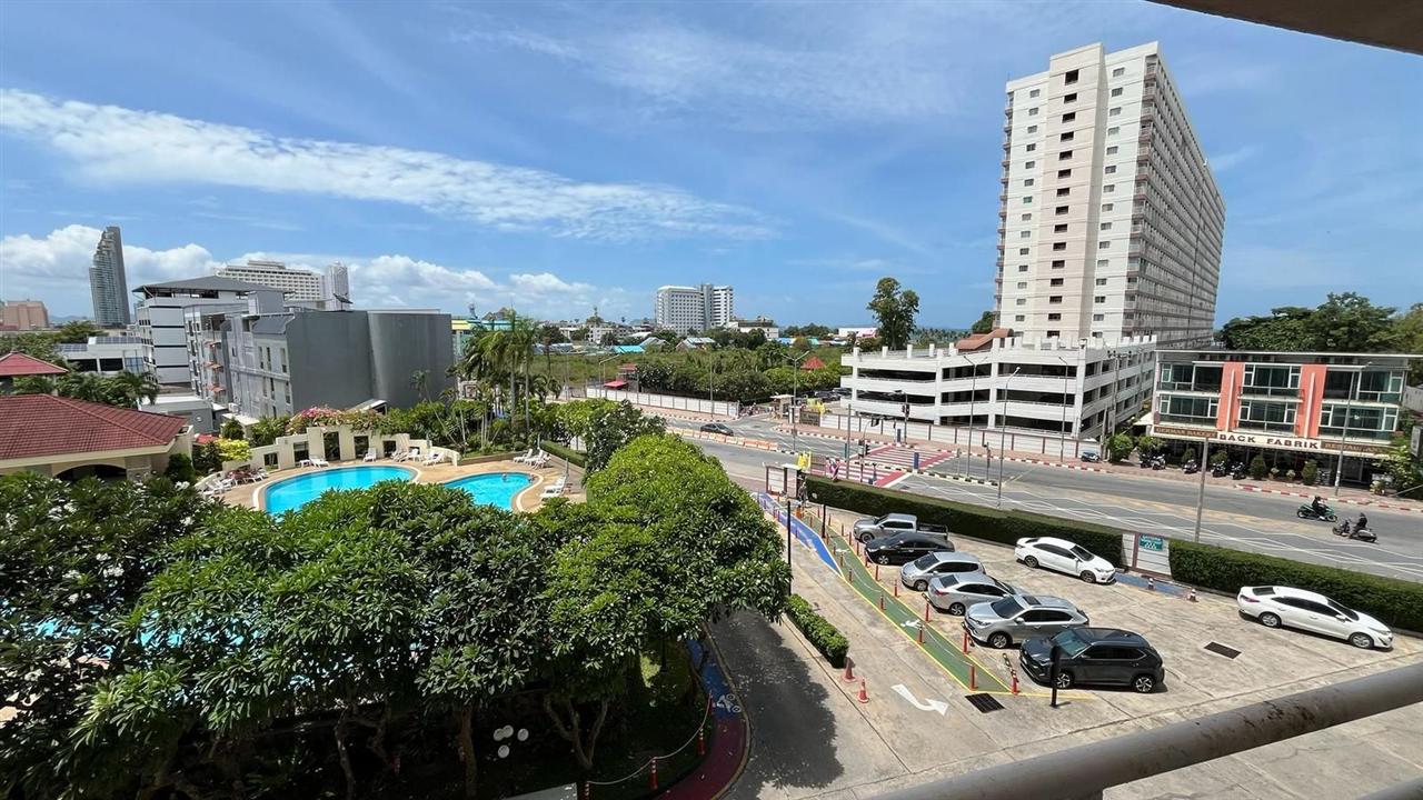 Jomtien Beach Condo Studio Sea view, 11th Floor