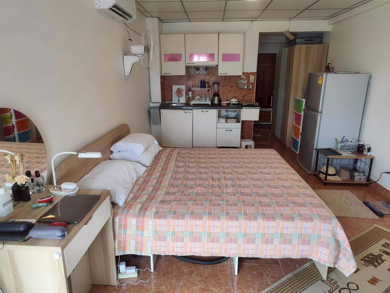 Jomtien Beach Condo Studio Sea view, 11th Floor