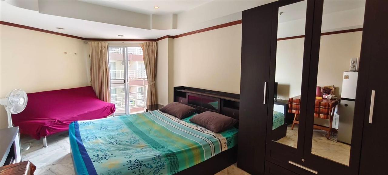 Jomtien Beach Condo Studio City view, 9th Floor