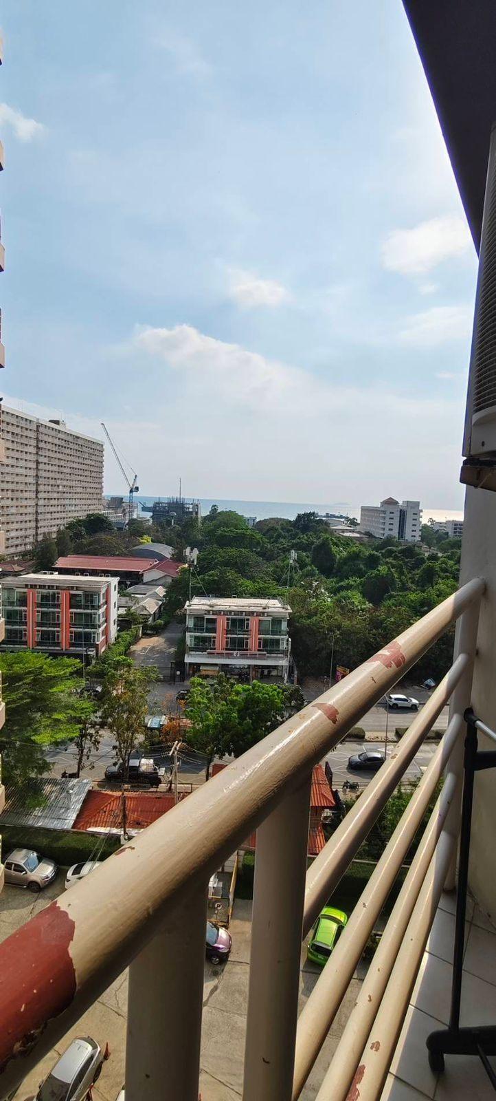 Jomtien Beach Condo Studio City view, 9th Floor