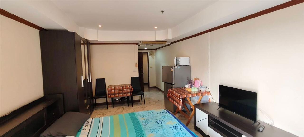 Jomtien Beach Condo Studio City view, 9th Floor