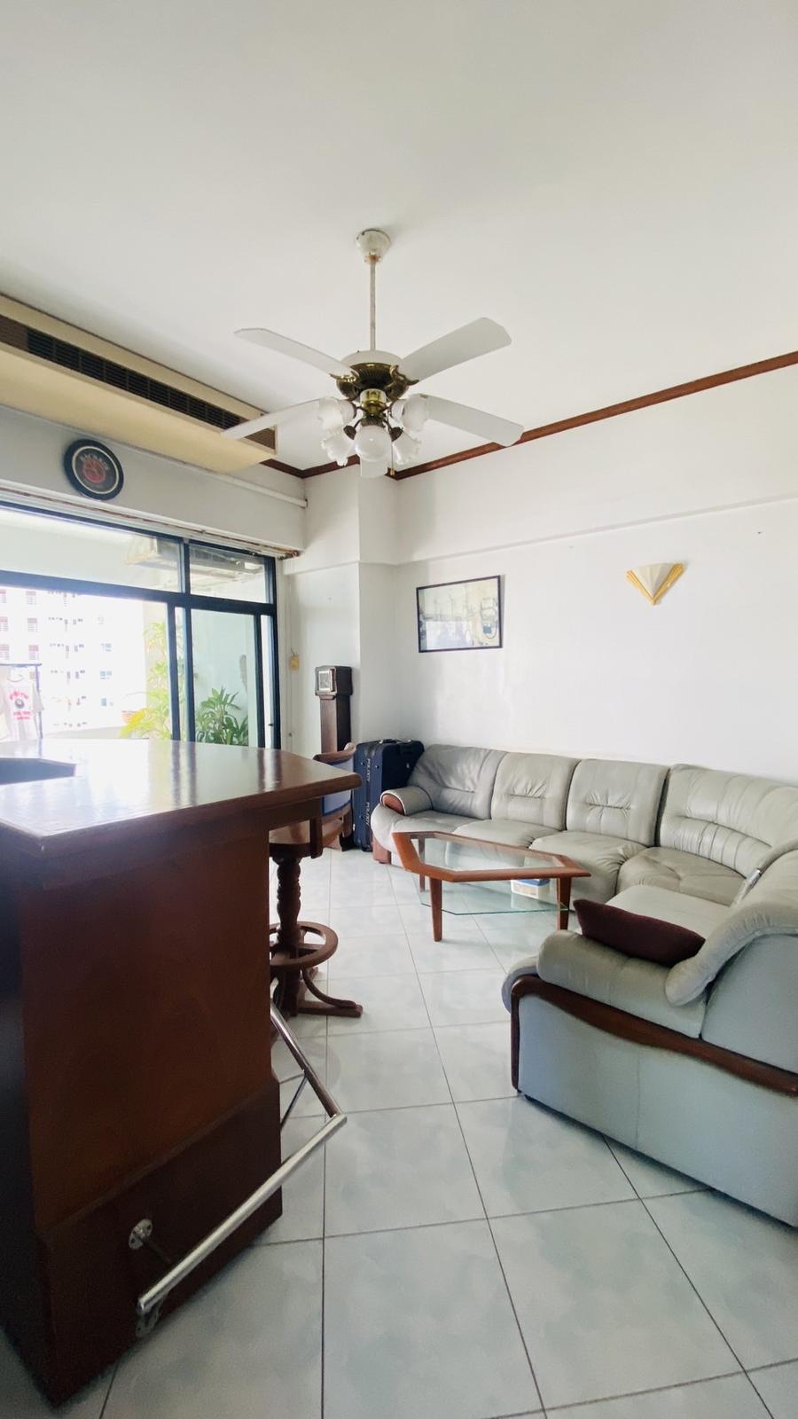 Jomtien Complex Condotel 3BR Sea View, 9th Floor