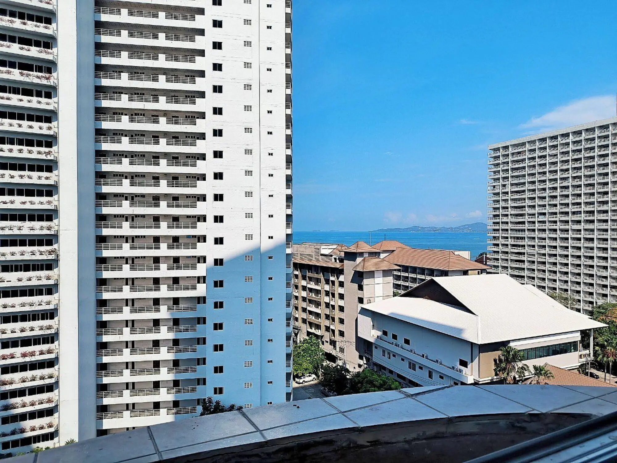 Jomtien Complex Condotel 1BR Sea view