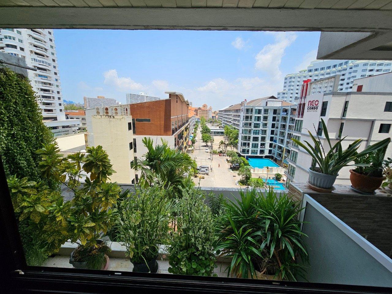Jomtien Plaza Condotel