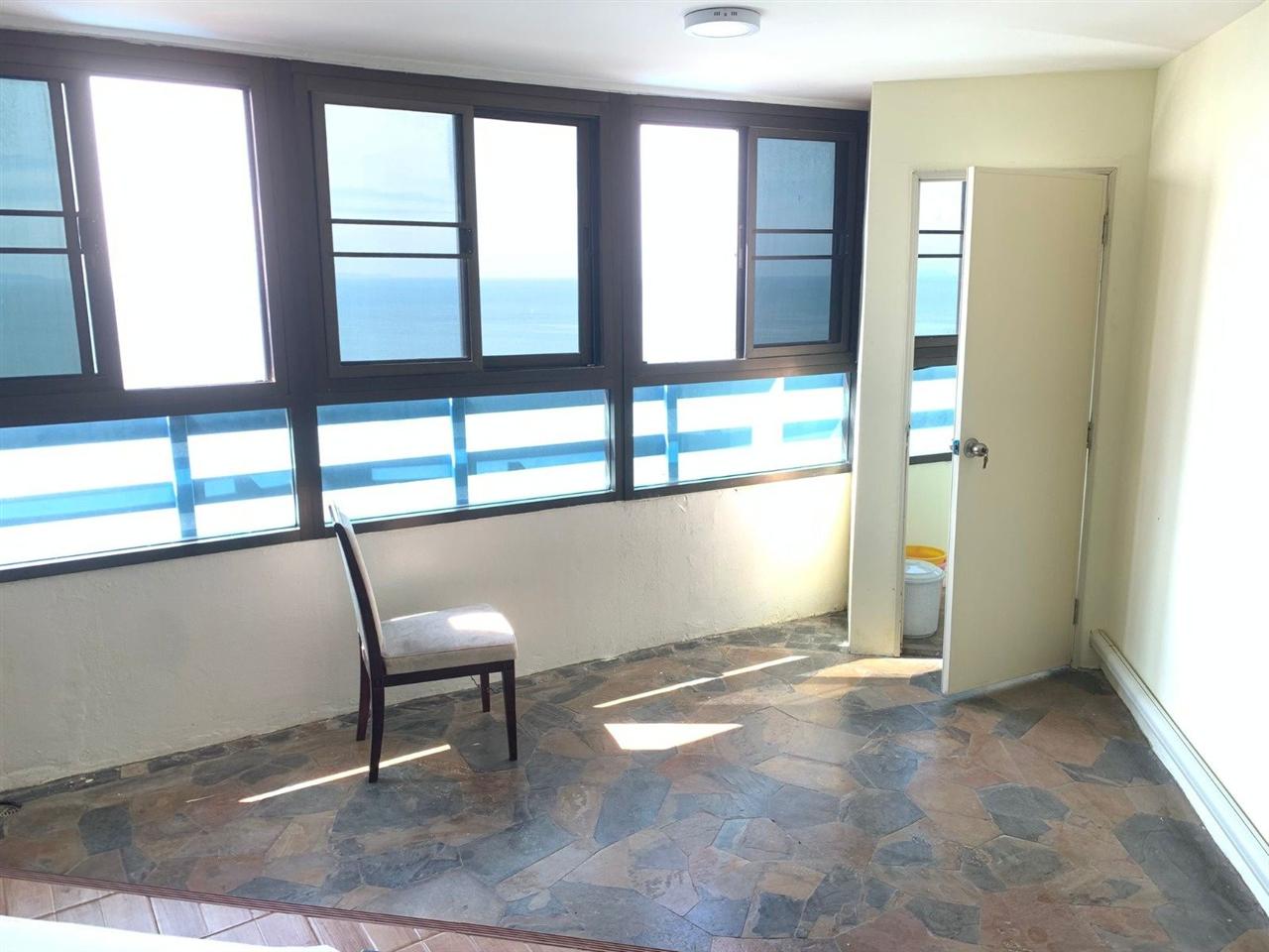 Jomtien Plaza Condotel Studio Sea View, 19th Floor
