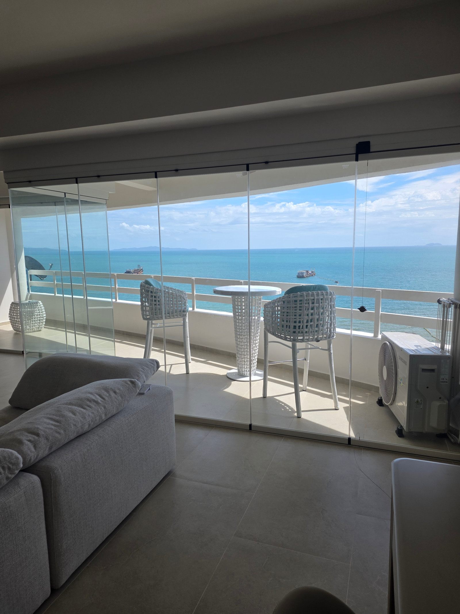 Jomtien Plaza Condotel Studio Sea view, 15th Floor