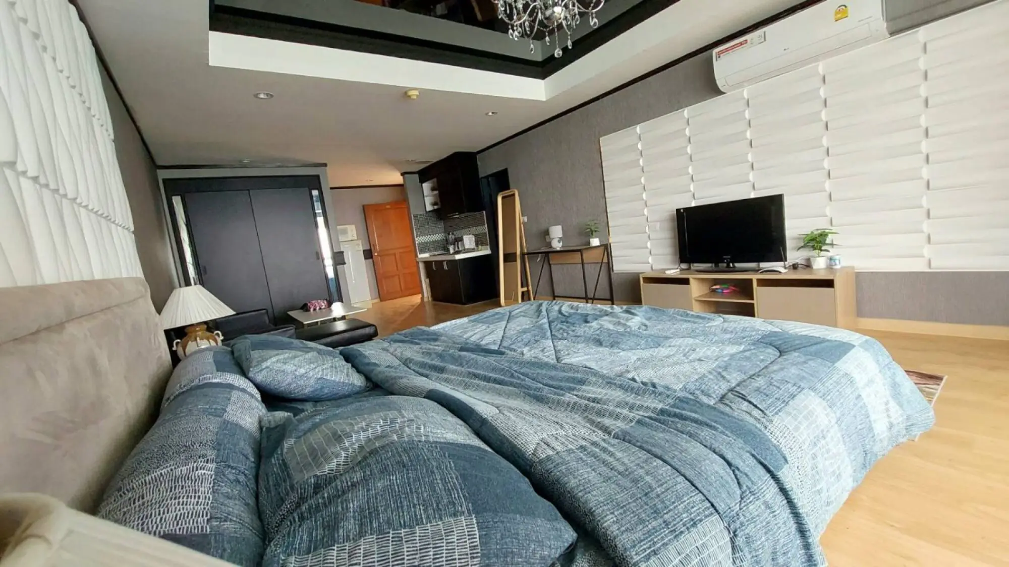Jomtien Plaza Condotel, 26th Floor
