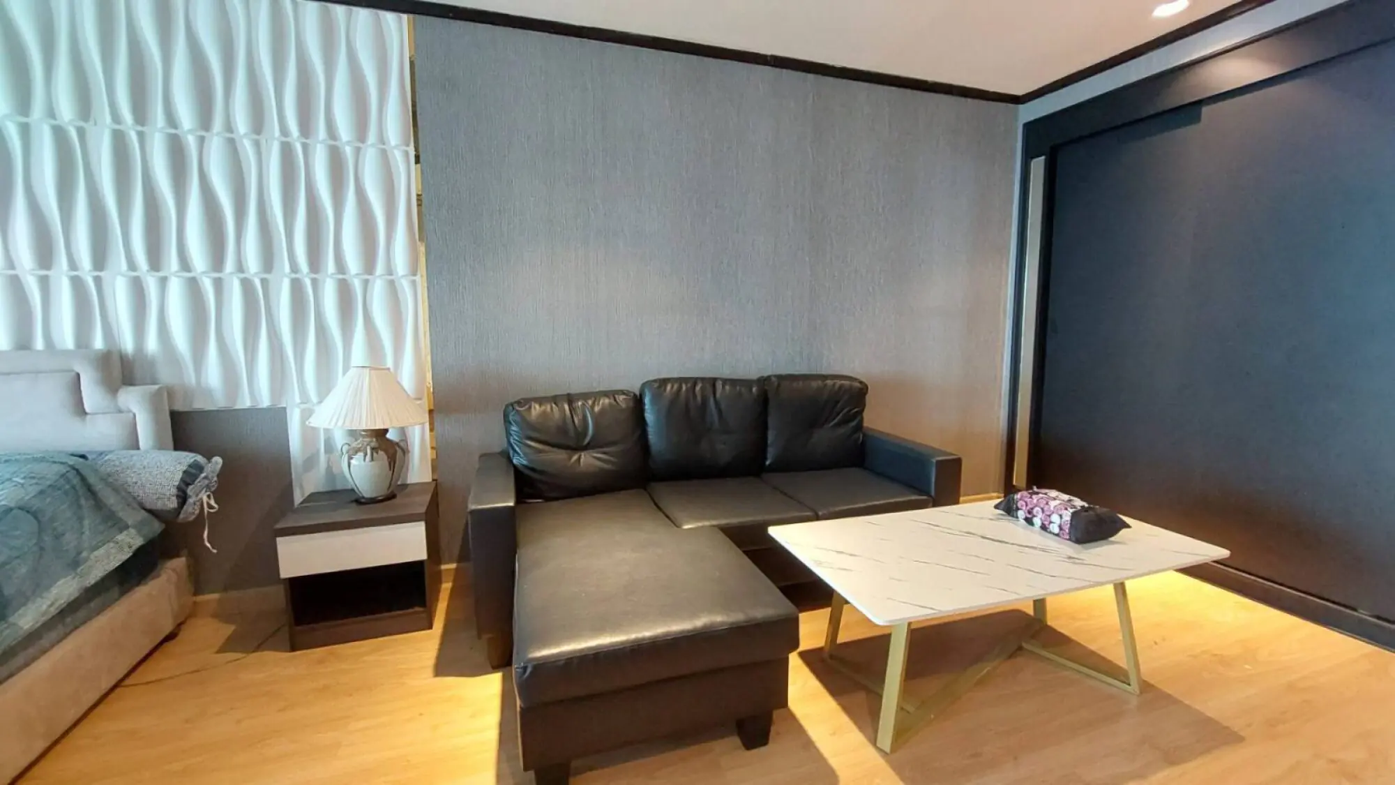 Jomtien Plaza Condotel, 26th Floor
