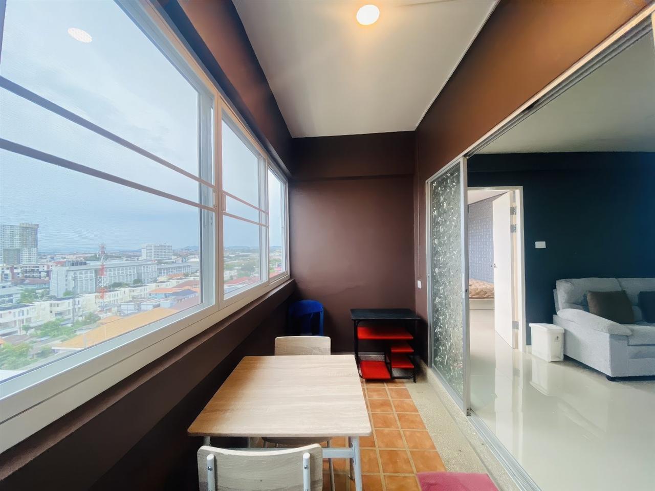 Keha Thepprasit 1BR City view, 12th Floor