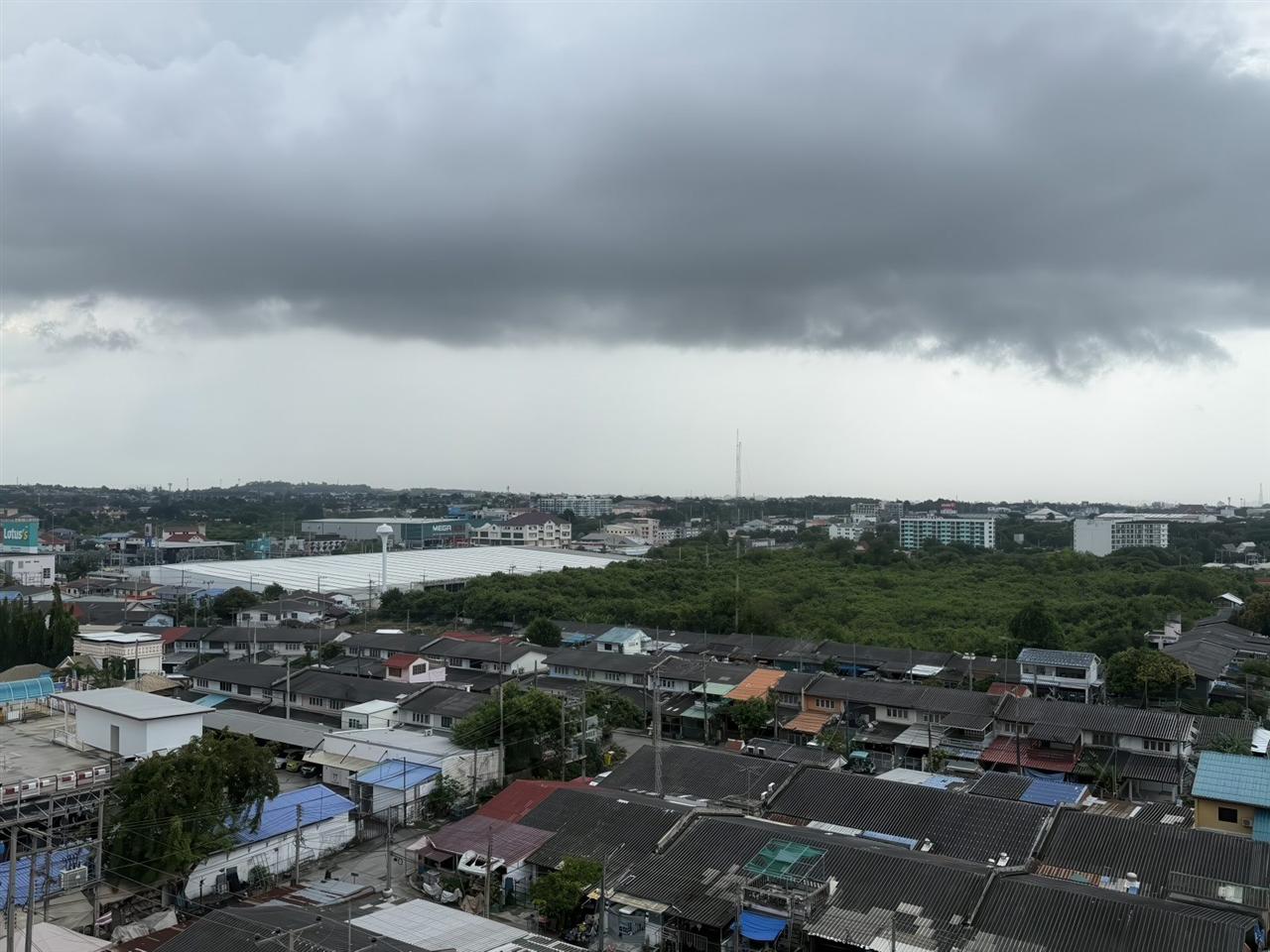 Keha Thepprasit 2BR City view, 8th Floor