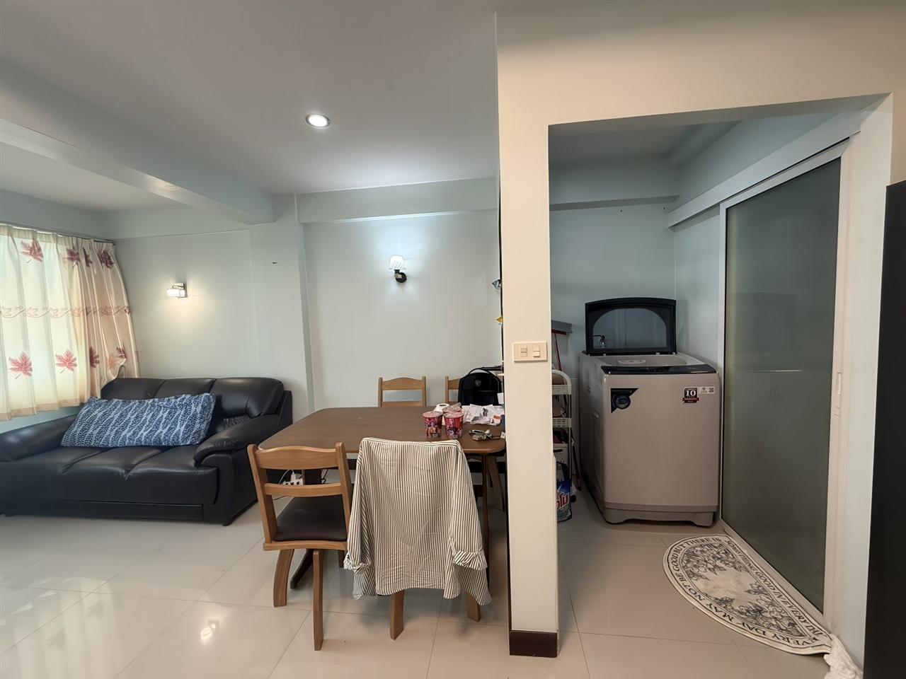 Keha Thepprasit 2BR City view, 8th Floor