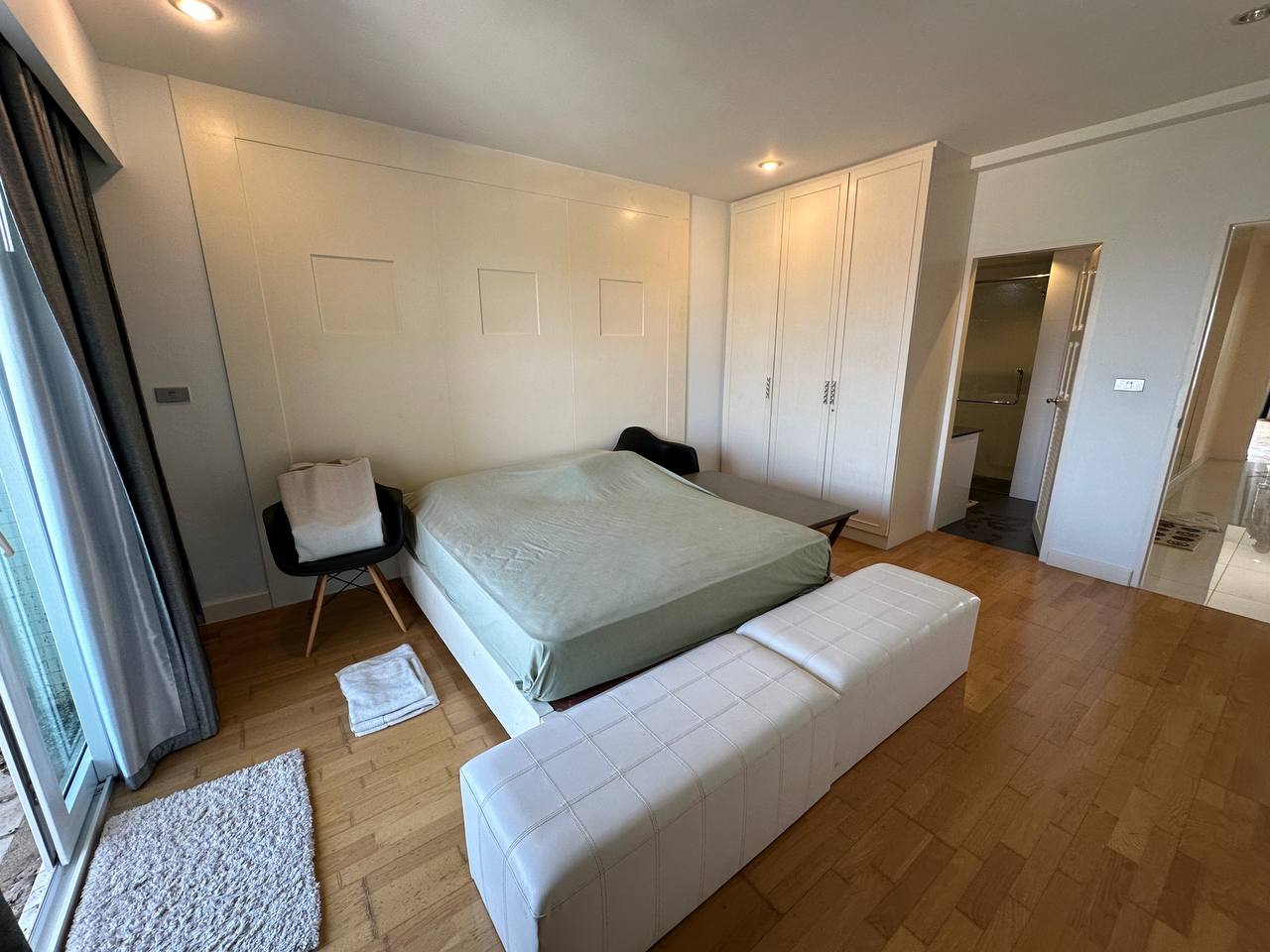 Krisda Golden Condotel