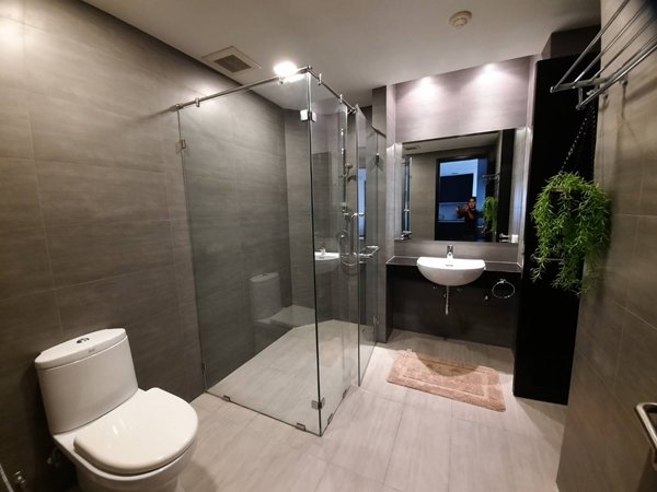 La Royale Beach 3BR, 6th Floor