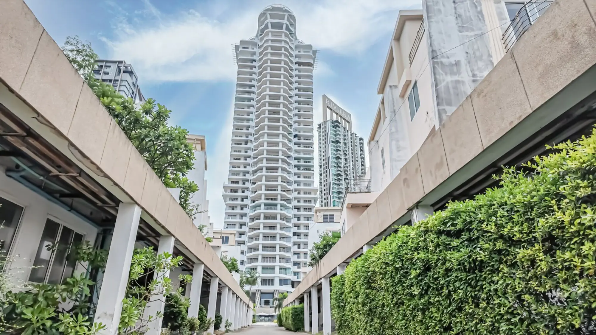 La Royale Beach 2BR Sea view, 6th Floor