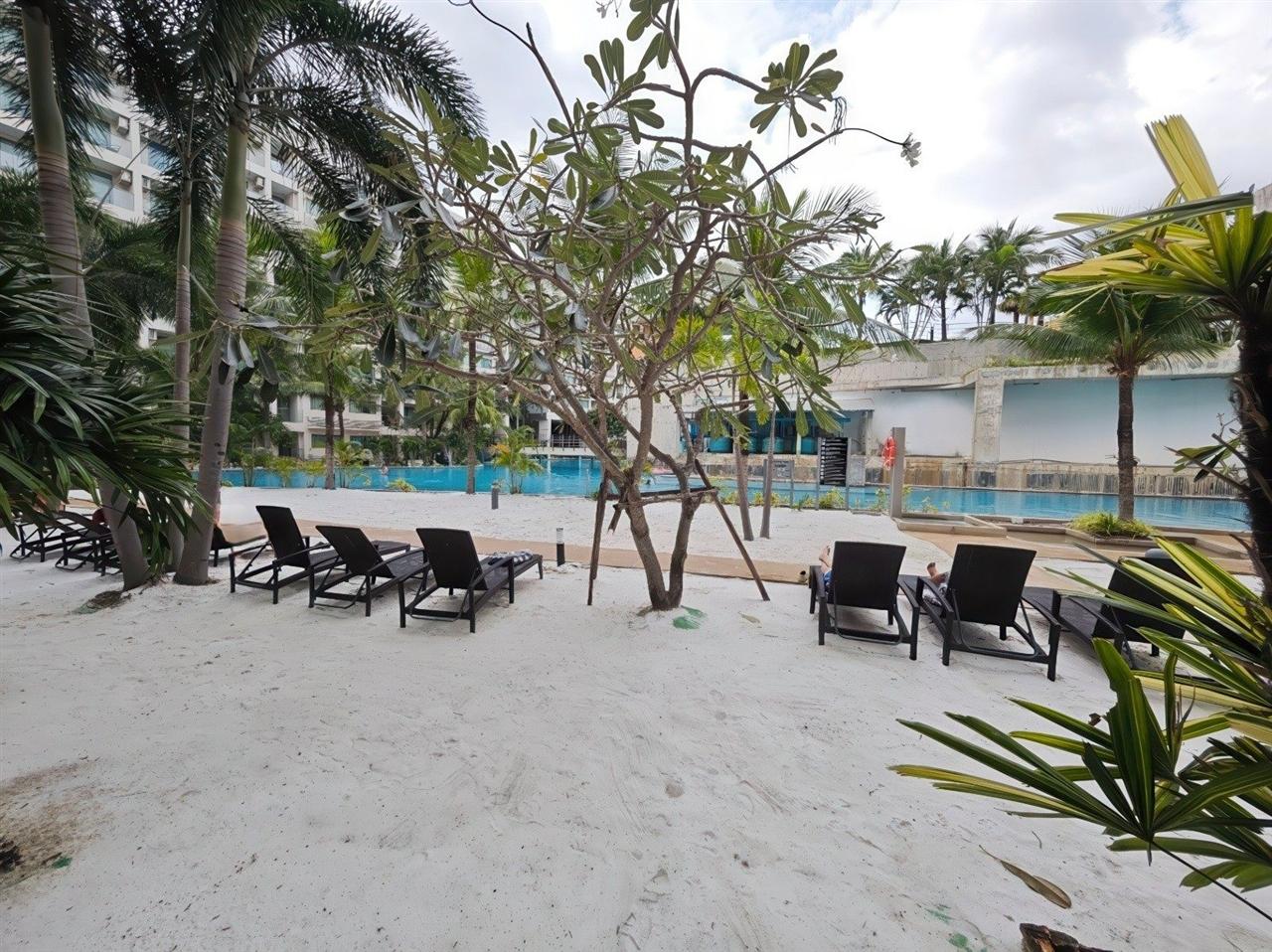 Laguna Beach Resort 3 The Maldives 1BR Pool Access, 1st Floor