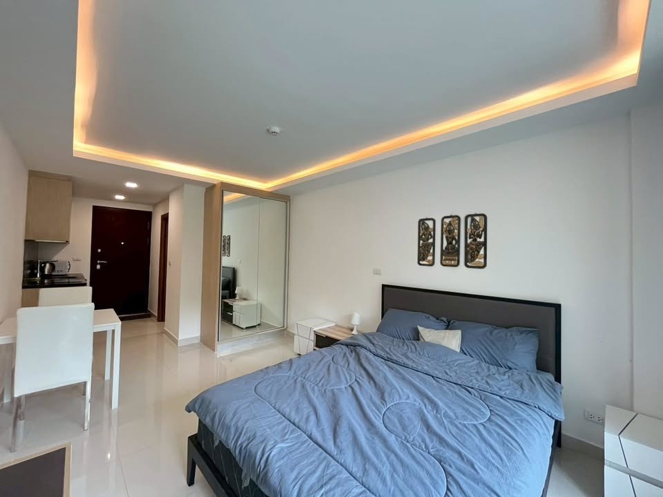 Laguna Beach Resort The Maldives 1BR Condo