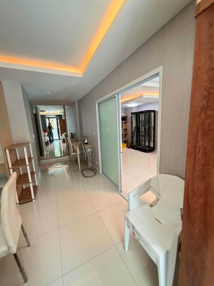 Laguna Beach Resort 3 1BR Condo Jomtien