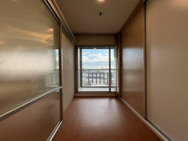 Lumpini Condo Town 1BR, 7th Floor
