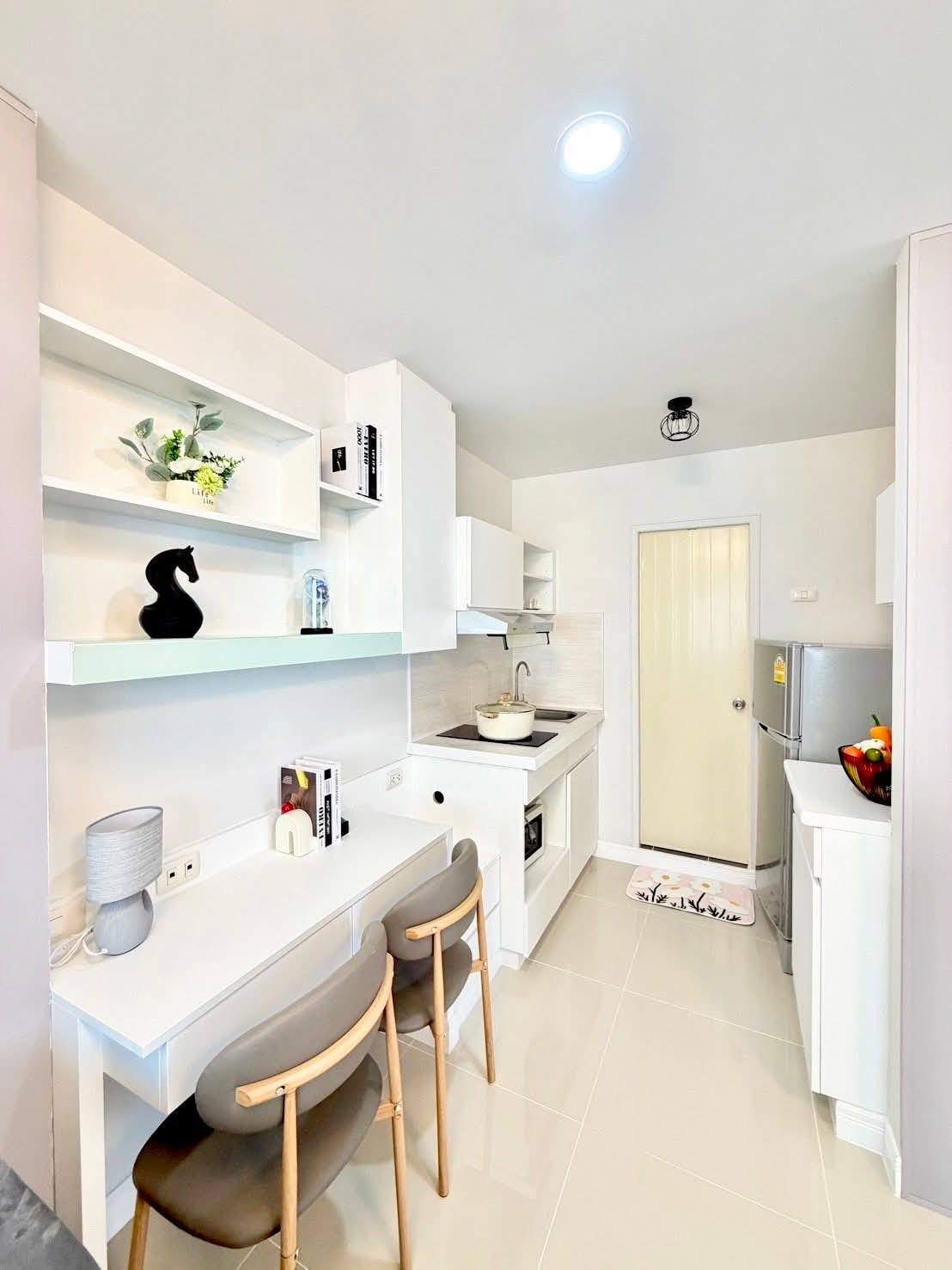 Lumpini Condo Town 1BR City view, 11th Floor