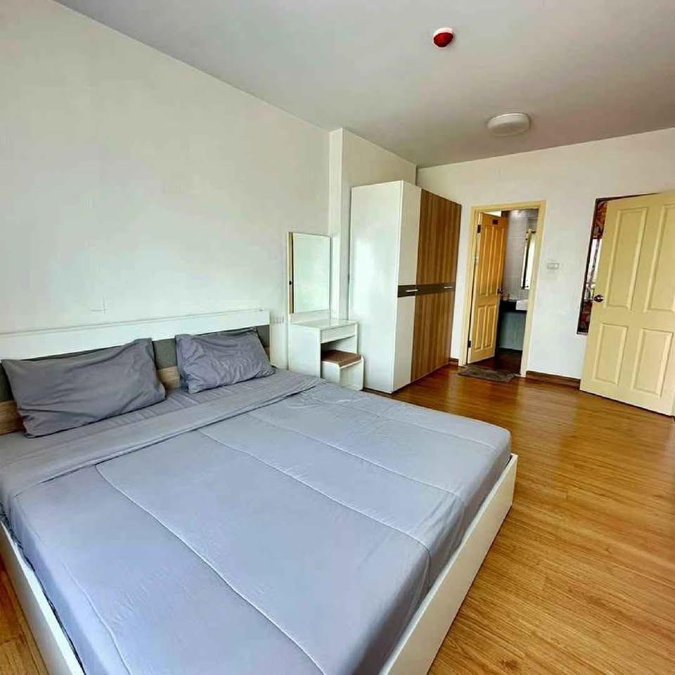 Lumpini Jomtien 2BR Condo