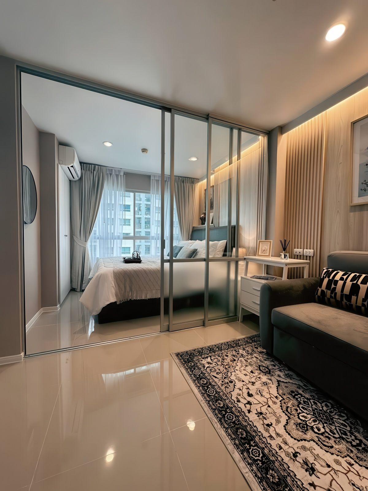 Lumpini Seaview Jomtien Studio Sea view, 11th Floor