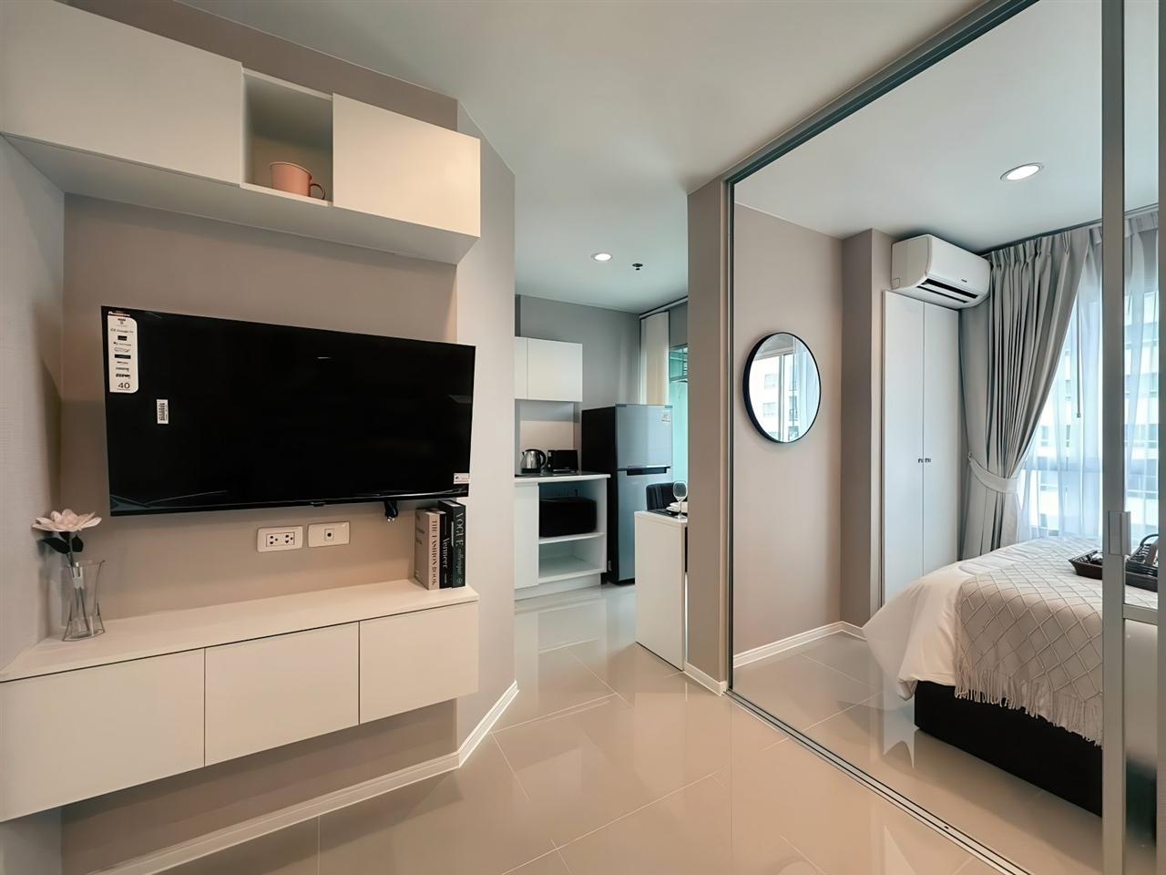 Lumpini Seaview Jomtien Studio Sea view, 11th Floor