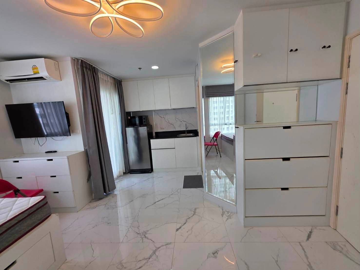 Lumpini Ville Studio Condo, 14th Floor