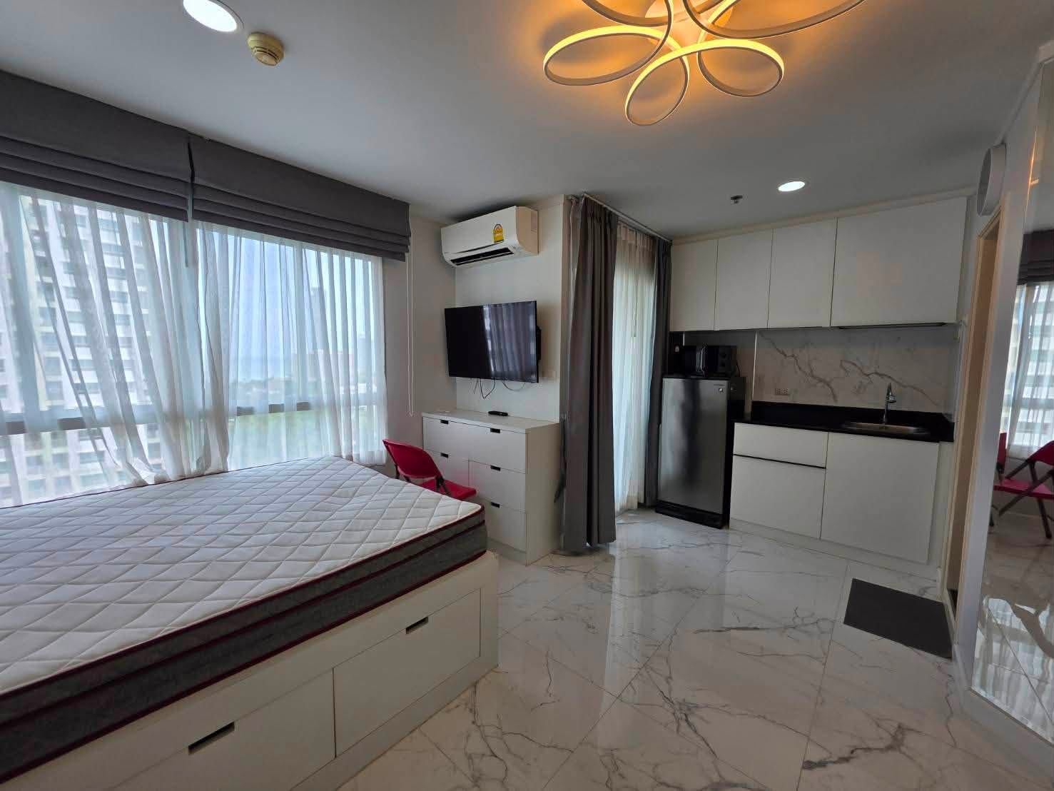 Lumpini Ville Studio Condo, 14th Floor