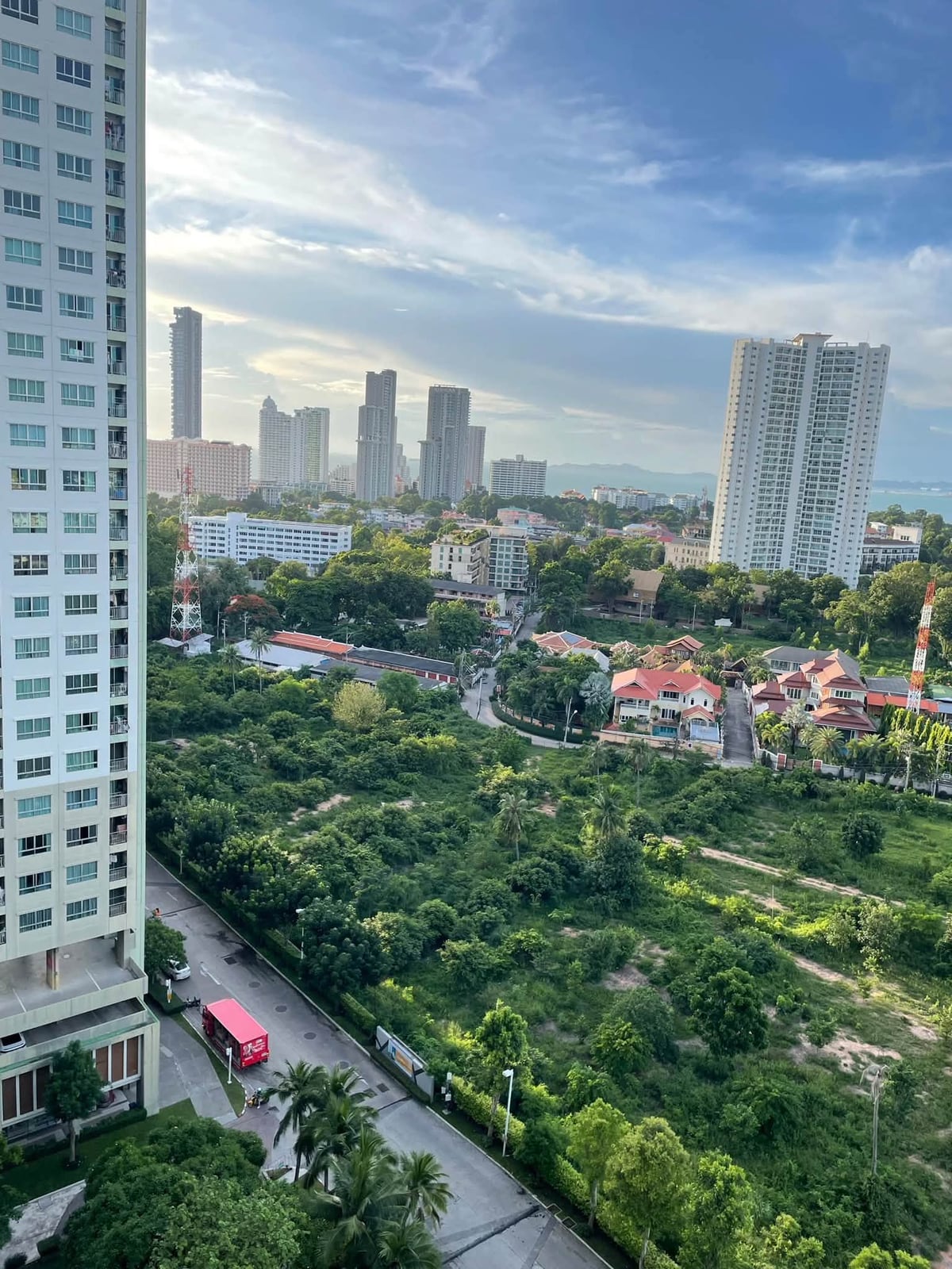 Lumpini Ville 1BR Condo, 16th Floor