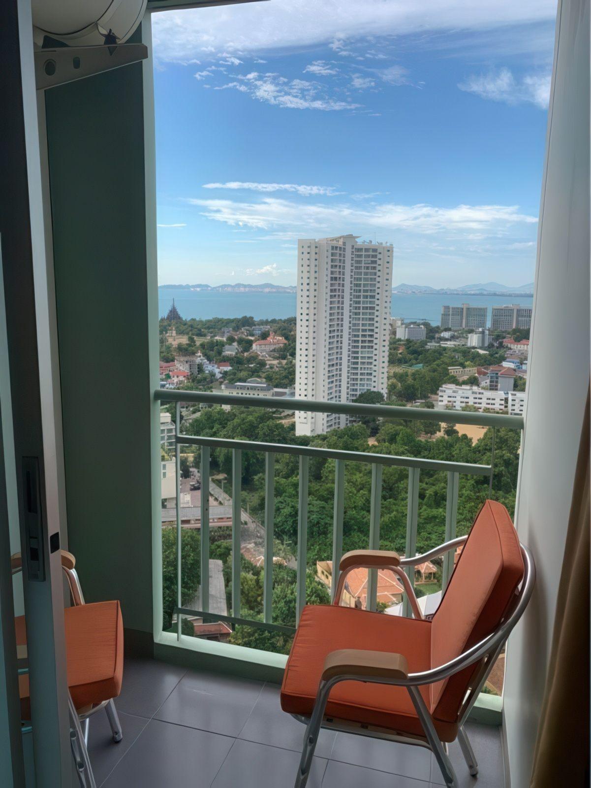Lumpini Ville 1BR Sea view, 30th Floor