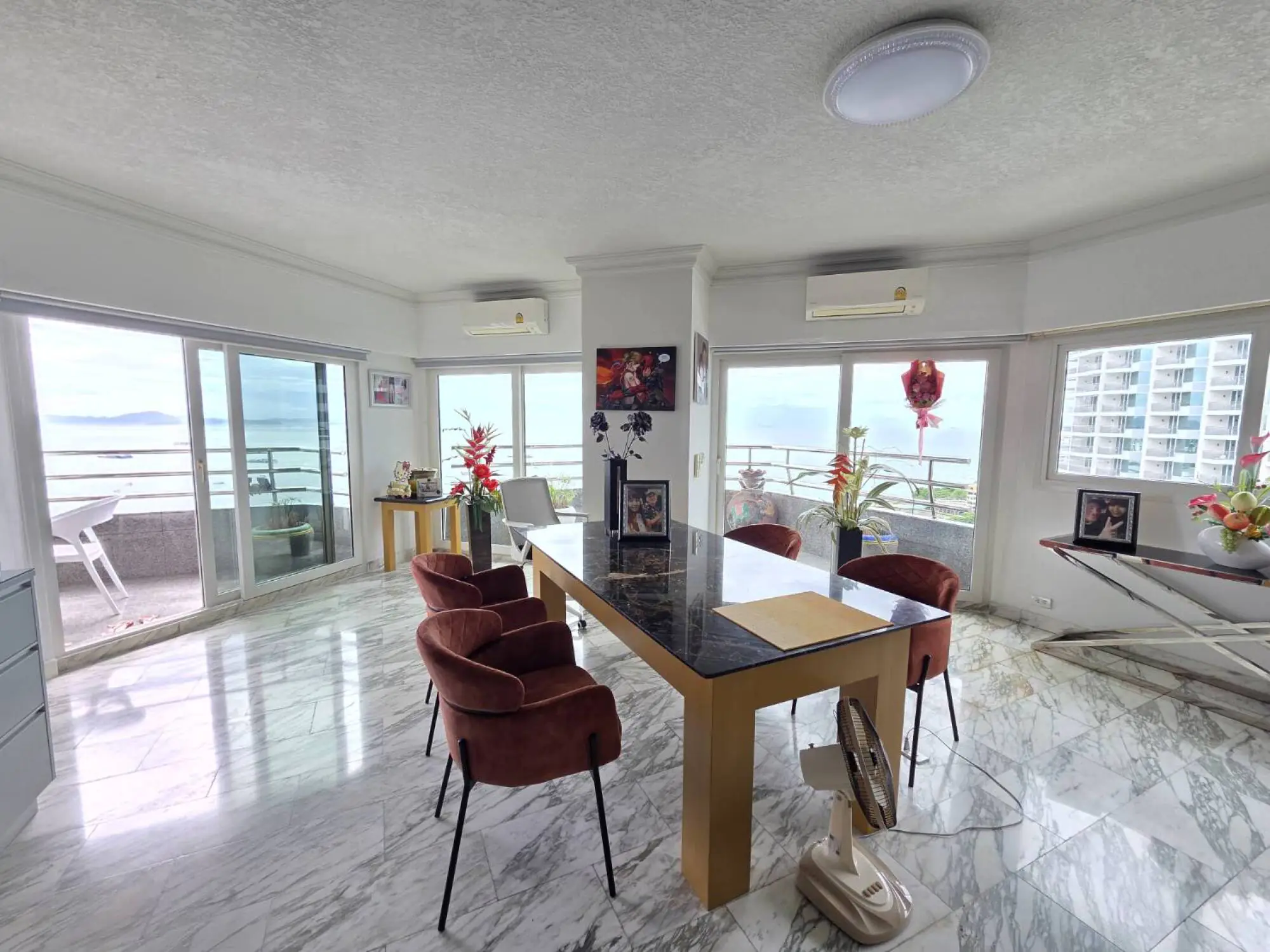 Markland 2BR Sea view, 20th Floor