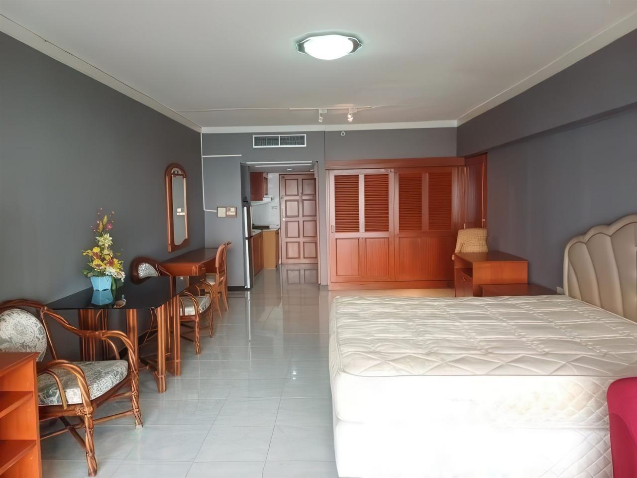 Metro Jomtien Condotel