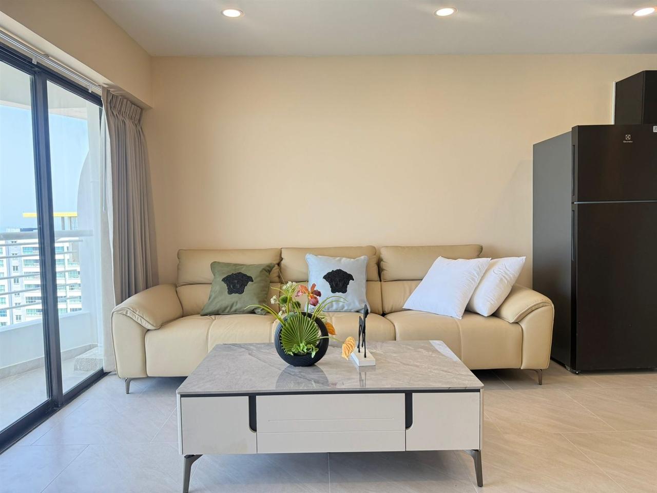 Metro Jomtien Condotel 1BR Sea view, 32nd Floor