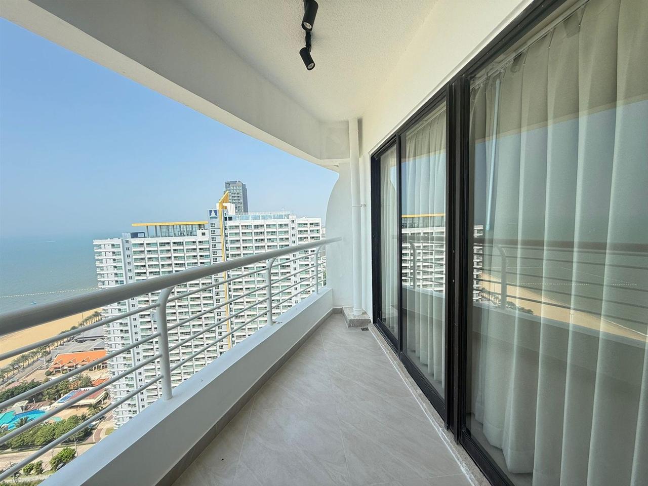 Metro Jomtien Condotel 1BR Sea view, 32nd Floor