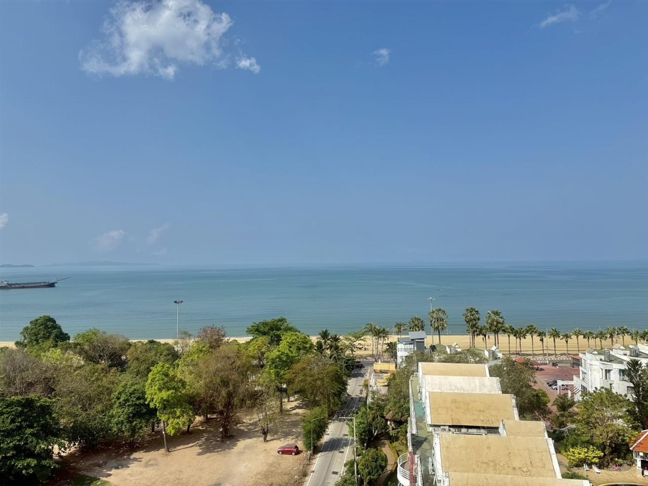 Metro Jomtien Condotel 1BR Sea view, 10th Floor