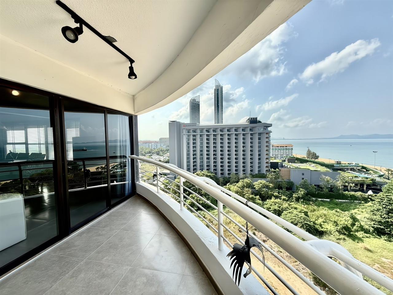 Metro Jomtien Condotel 1BR Sea view, 10th Floor