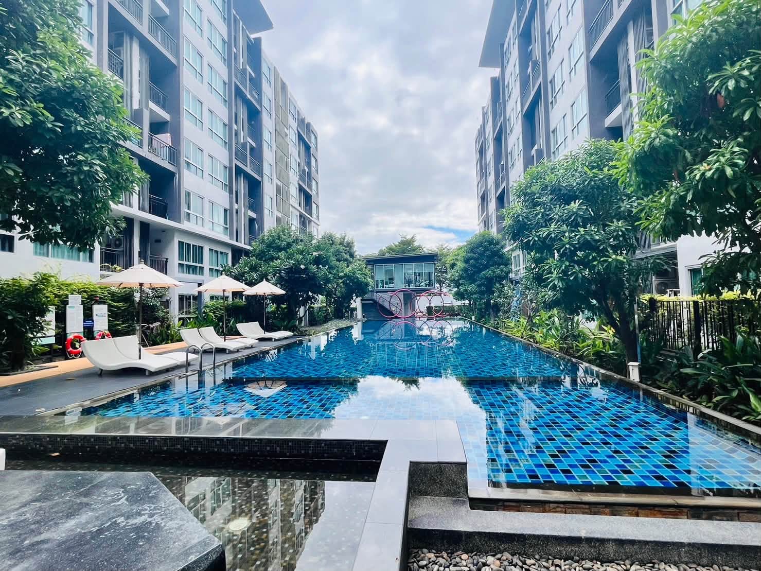 Natureza Art 1BR Condo, 8th Floor