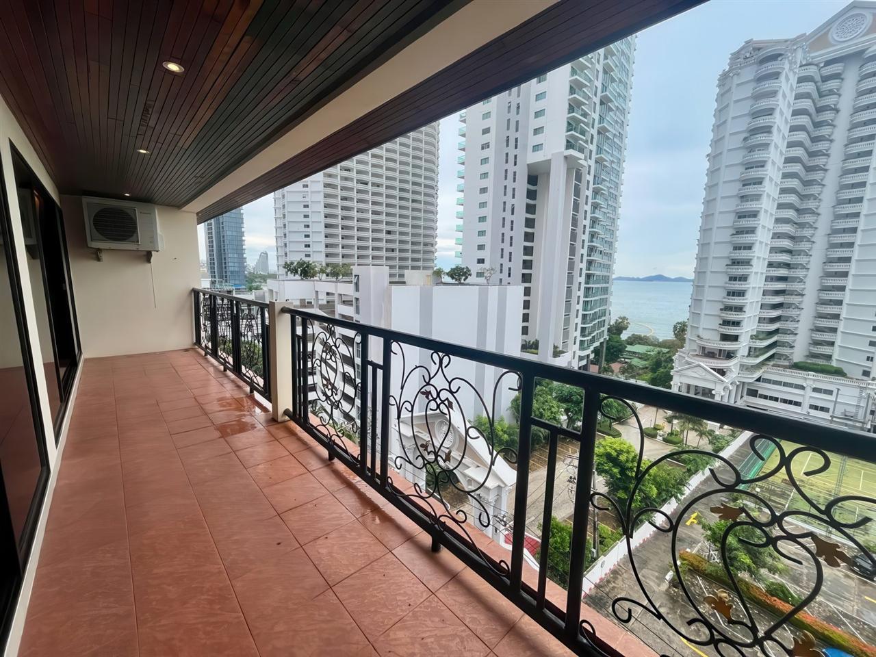 Nova Mirage 3BR Sea View, 7th Floor