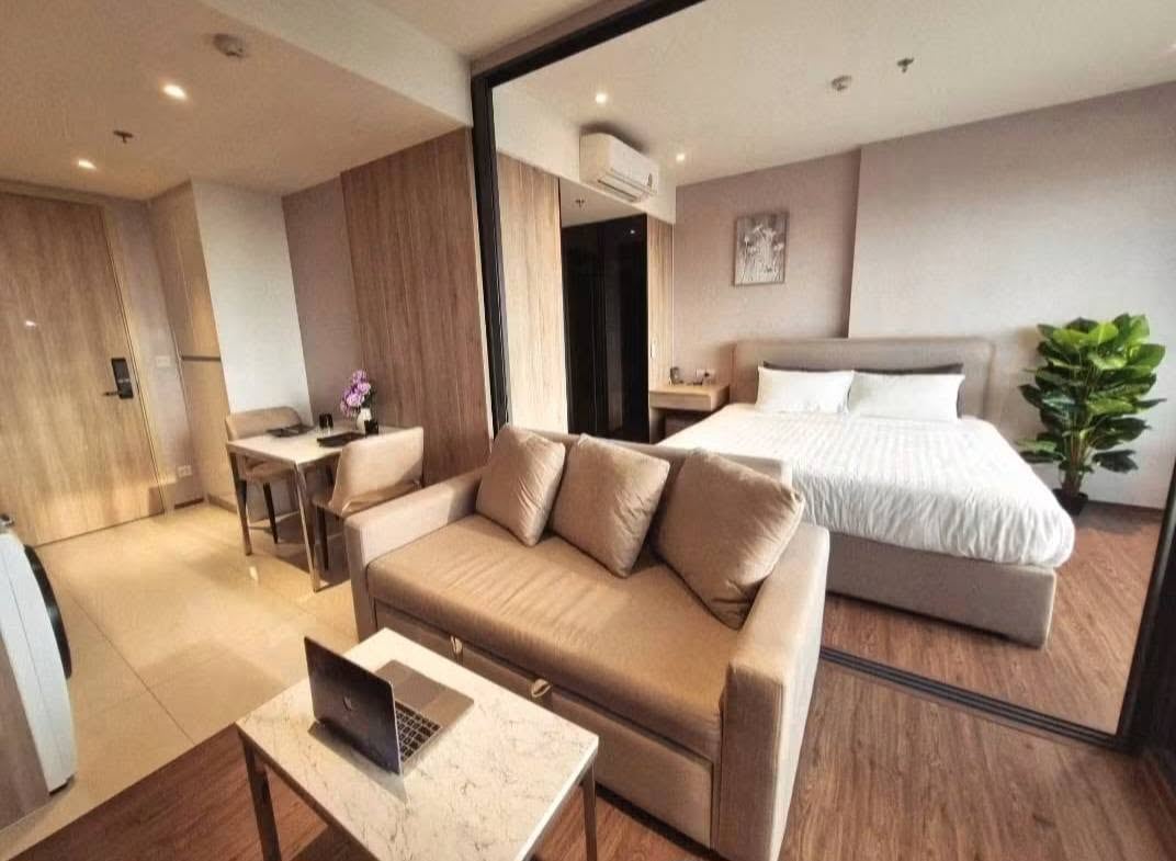 Once Pattaya 1BR Condo, 10th Floor