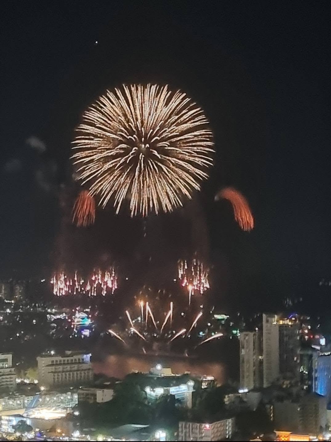 Once Pattaya 1BR Condo, 10th Floor