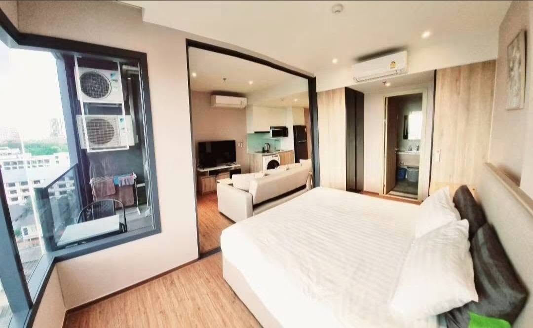 Once Pattaya 1BR Condo, 10th Floor